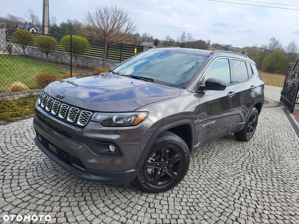 Jeep Compass - 28