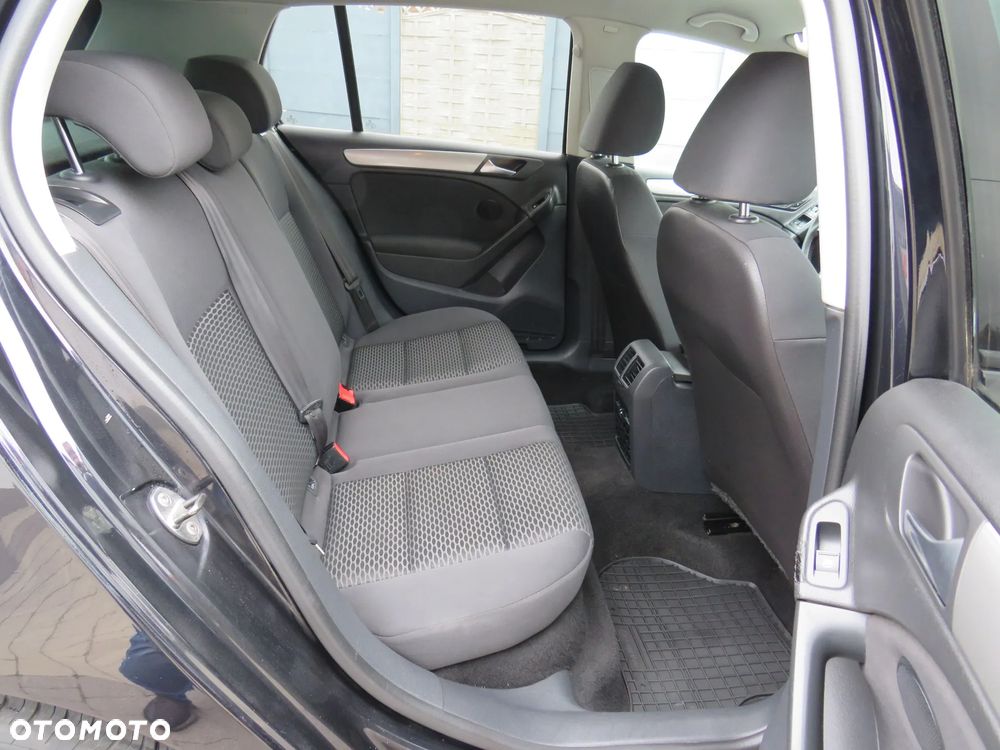 Volkswagen Golf 1.6 TDI BlueMotion Technology Trendline - 34