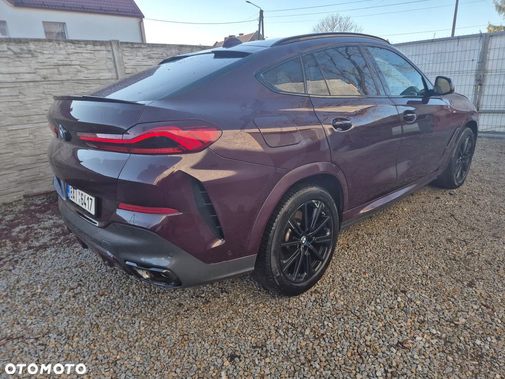BMW X6 xDrive40i - 9