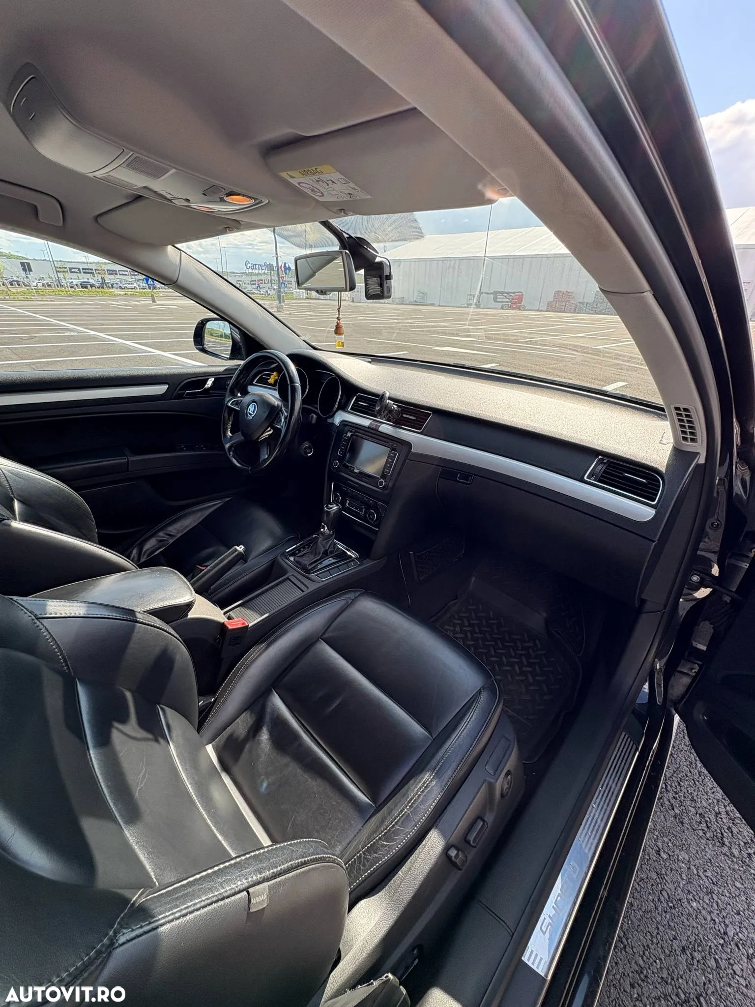 Skoda Superb 2.0 TDI DSG Elegance - 19