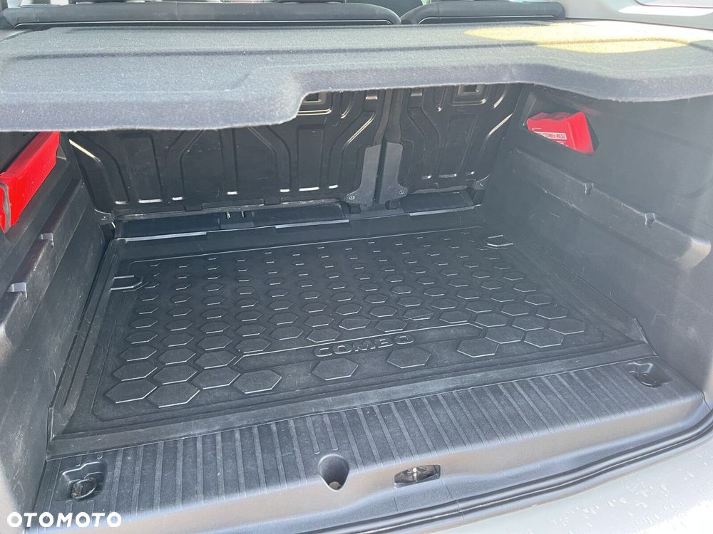 Opel Combo 1.2 Turbo Enjoy S&S - 11