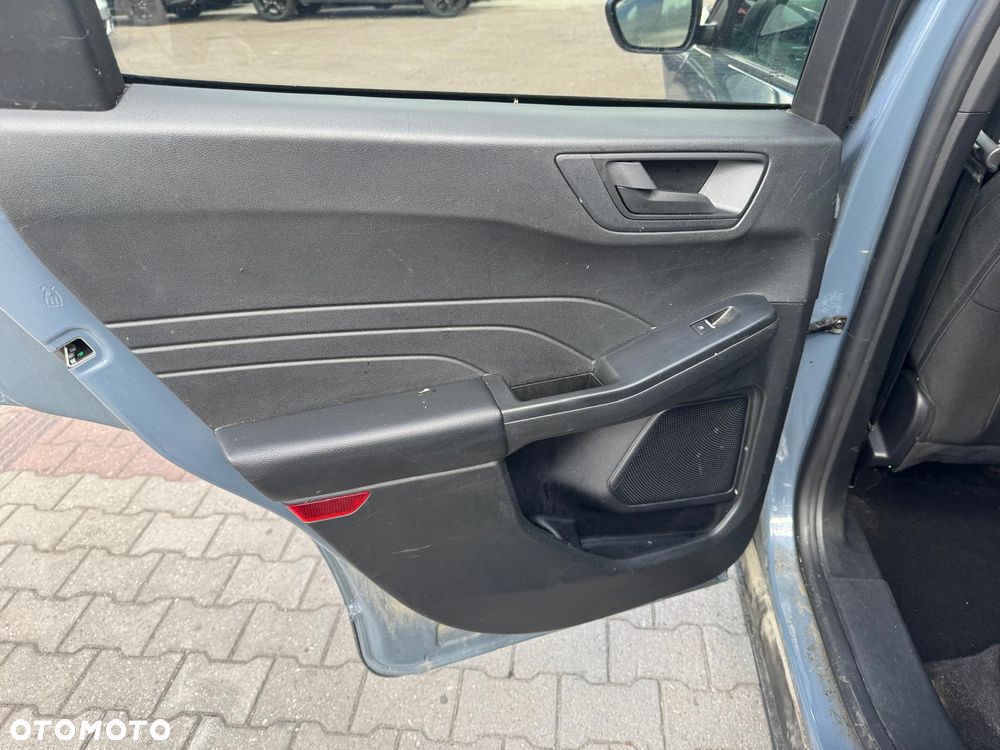 Ford Kuga - 19