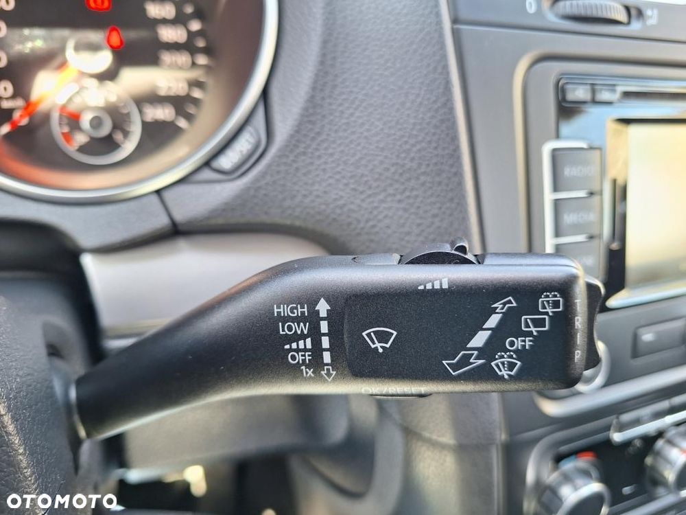 Volkswagen Golf 1.2 TSI BMT Trendline Perfectline - 16