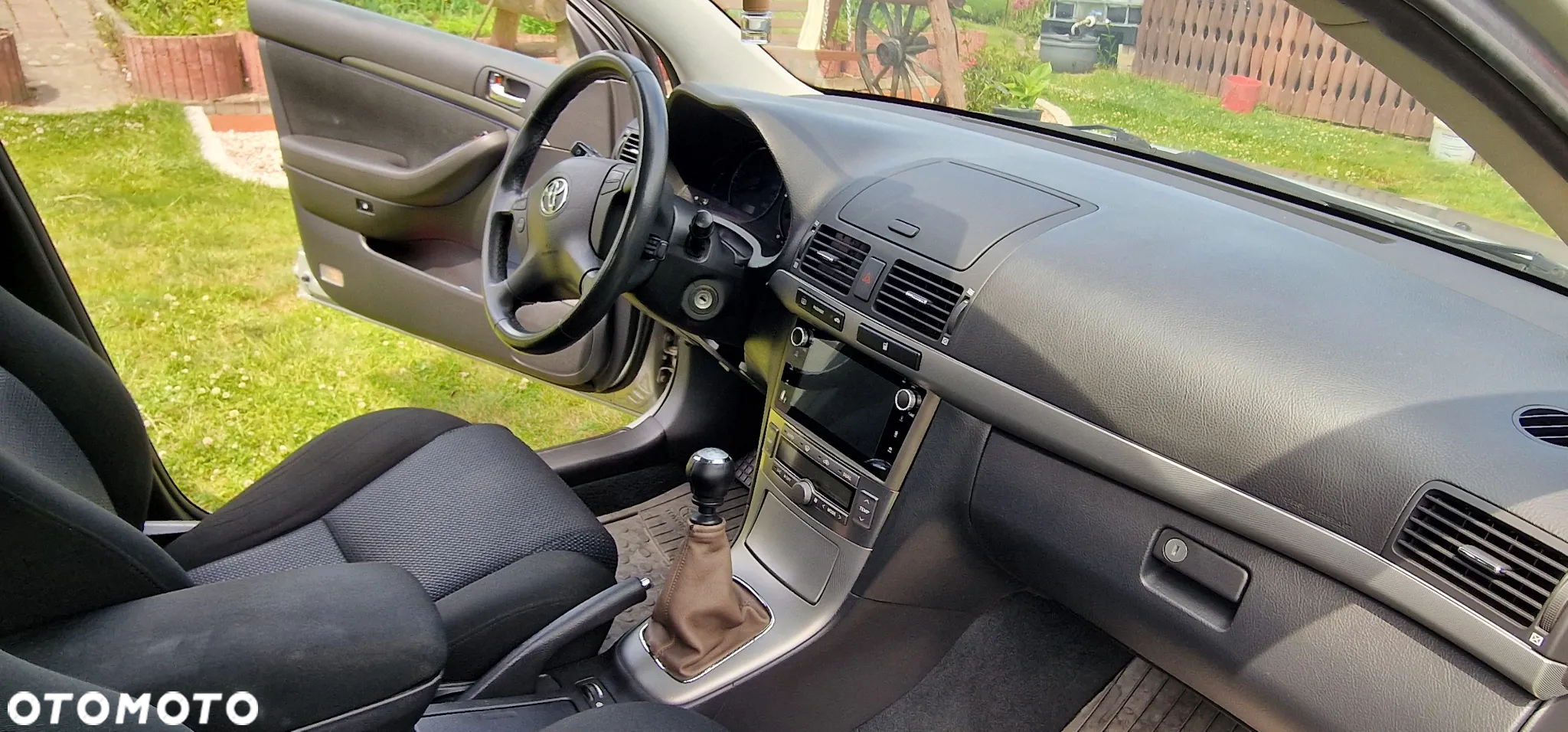 Toyota Avensis 2.0 D-4D Sol - 18