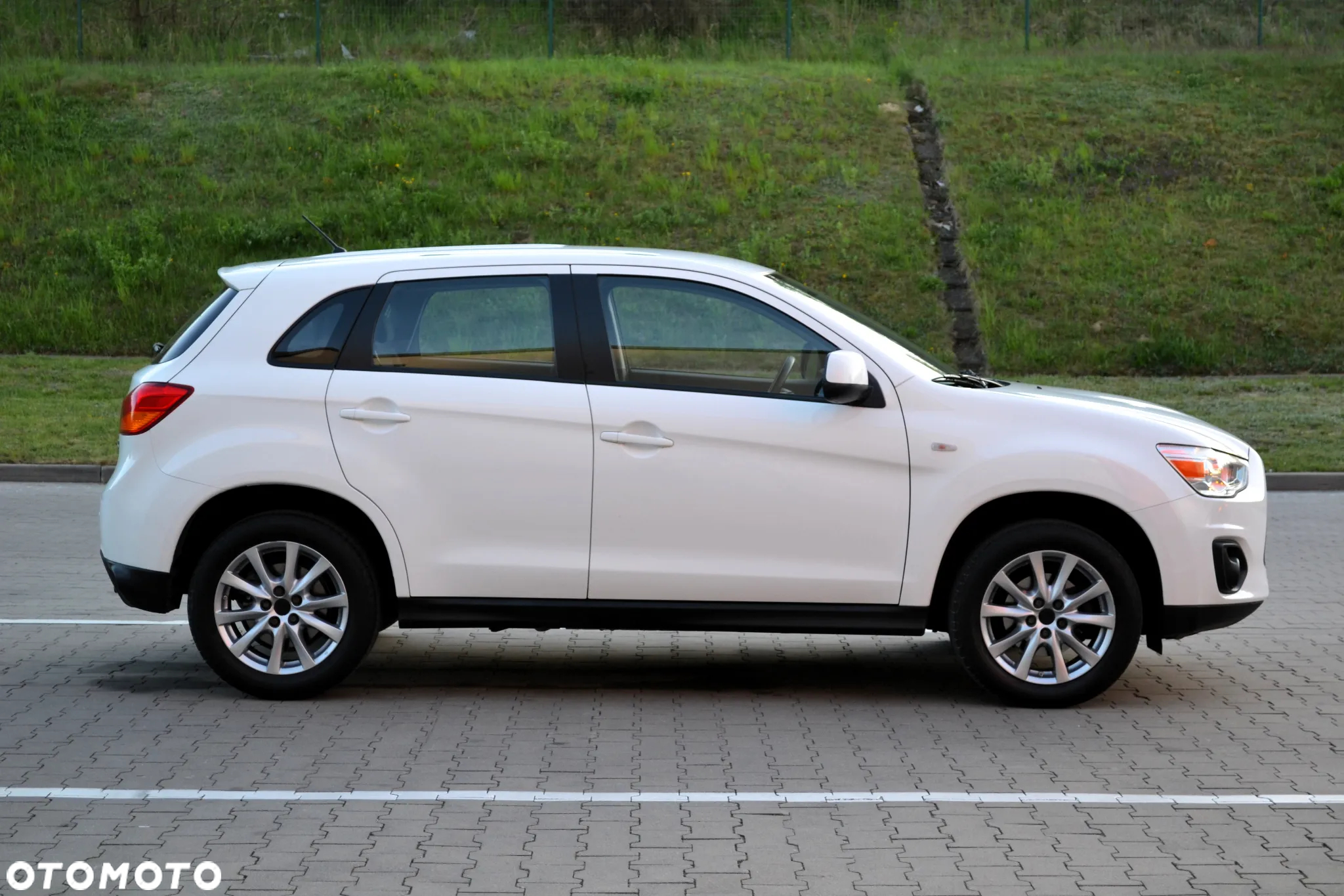 Mitsubishi ASX 1.6 Instyle AS&G - 29