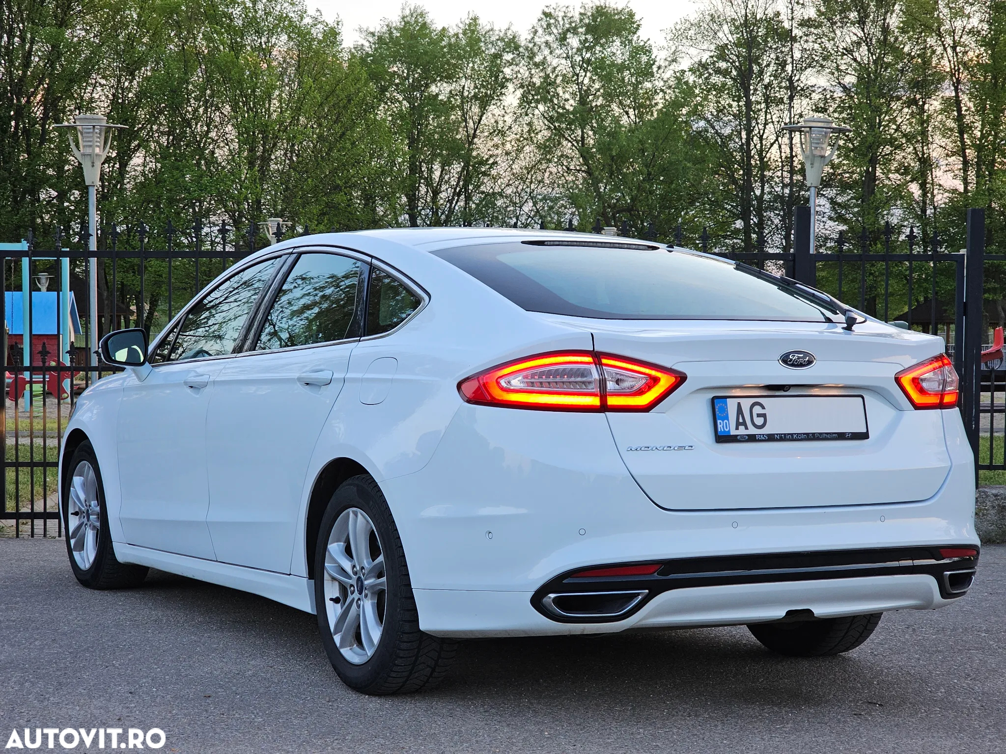 Ford Mondeo - 2