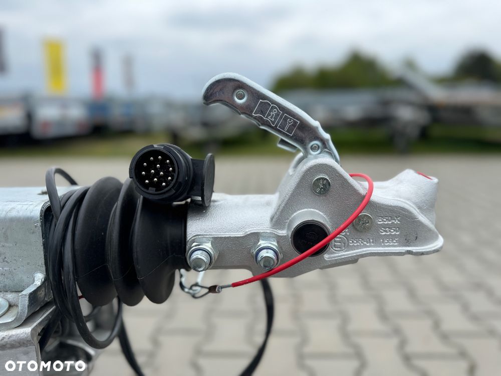 Gromex laweta aluminiowa | 850x210cm | DMC 3500kg | platforma na 2 auta | 3 osie AL-KO | OŚWIETLENIE LED - 7