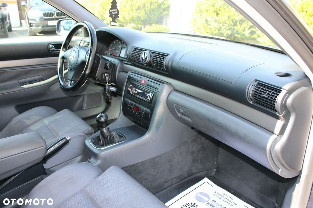 Audi A4 Limousine 1.8T - 31