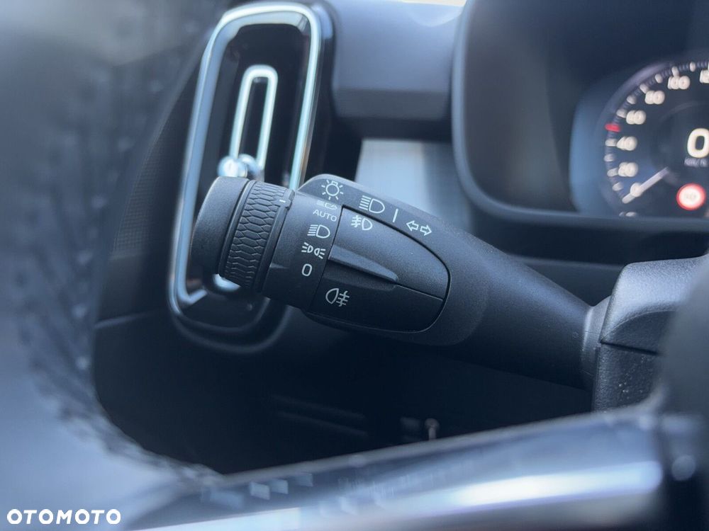Volvo XC 40 T4 Plug-In Hybrid Inscription Expression Pro - 19