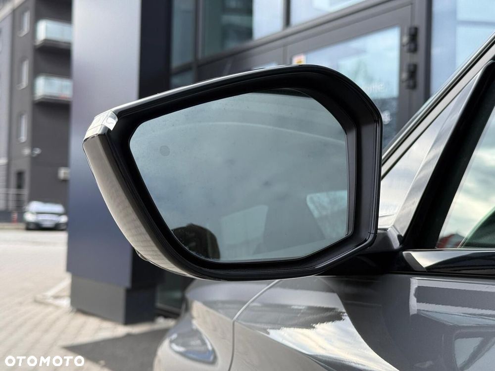 Peugeot 308 1.2 mHEV Allure S&S e-DCS6 - 11