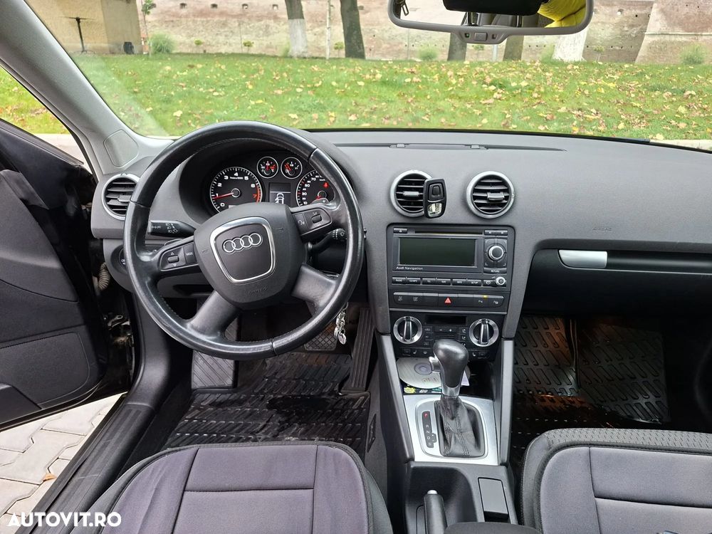 Audi A3 Sportback 1.8 TFSI S-tronic Ambiente - 9