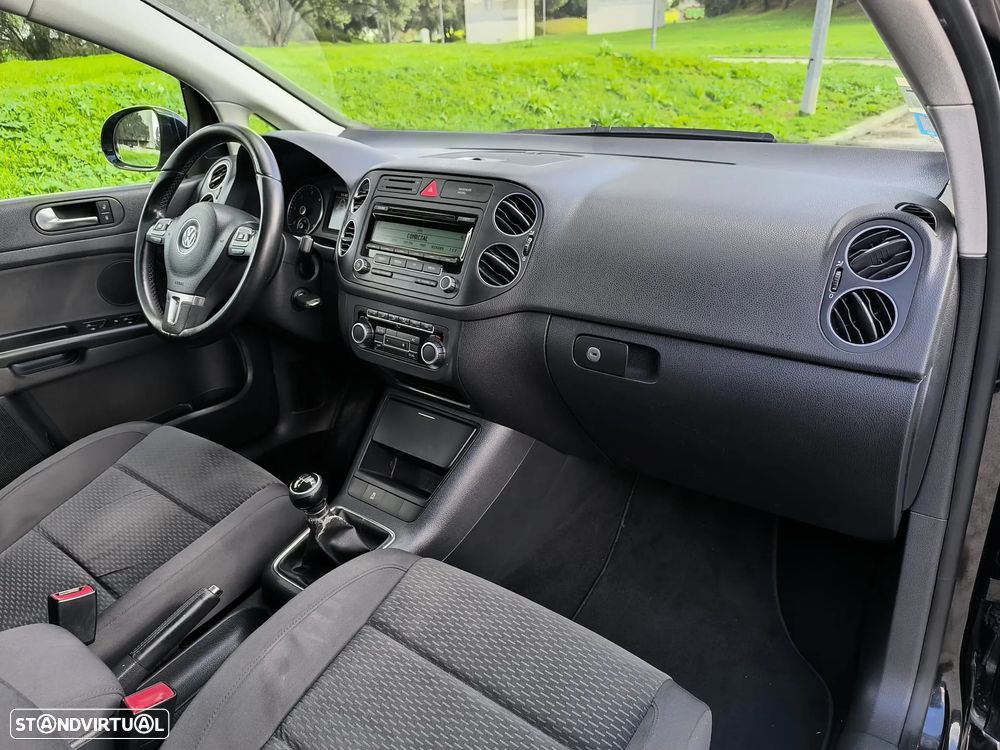 VW Golf Plus 1.6 TDi Highline - 16