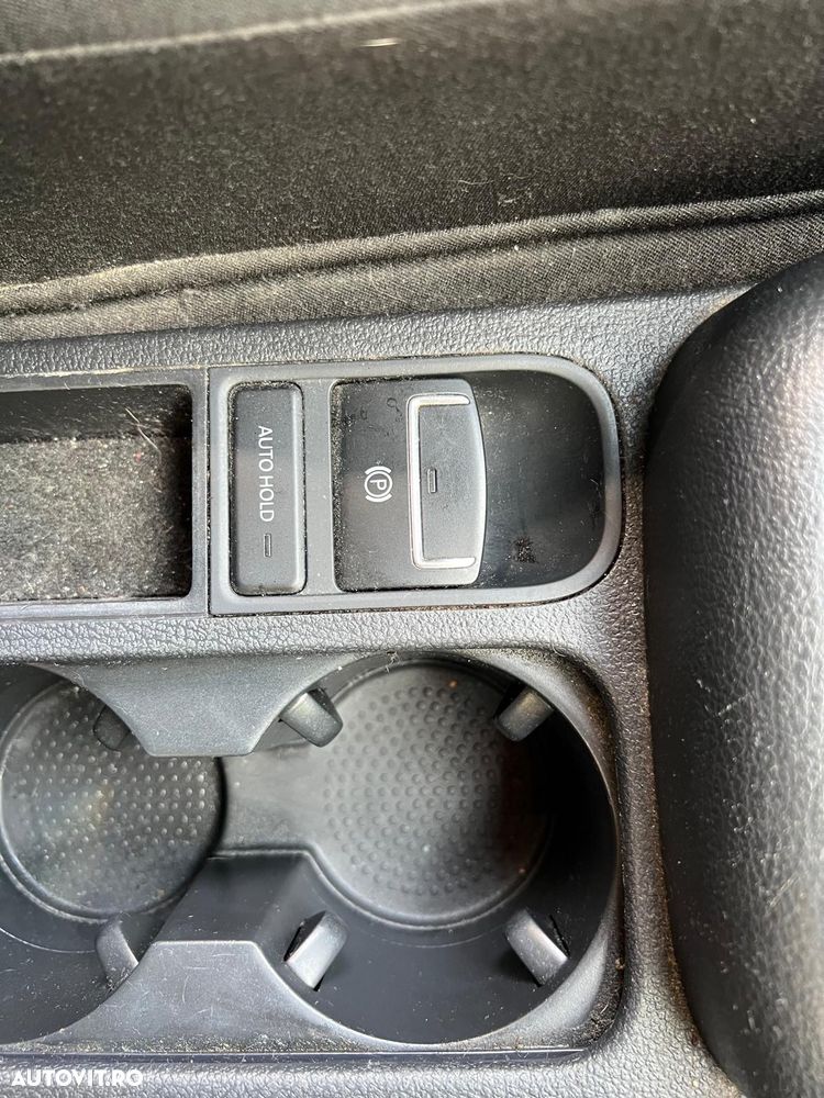 Volkswagen Tiguan - 14
