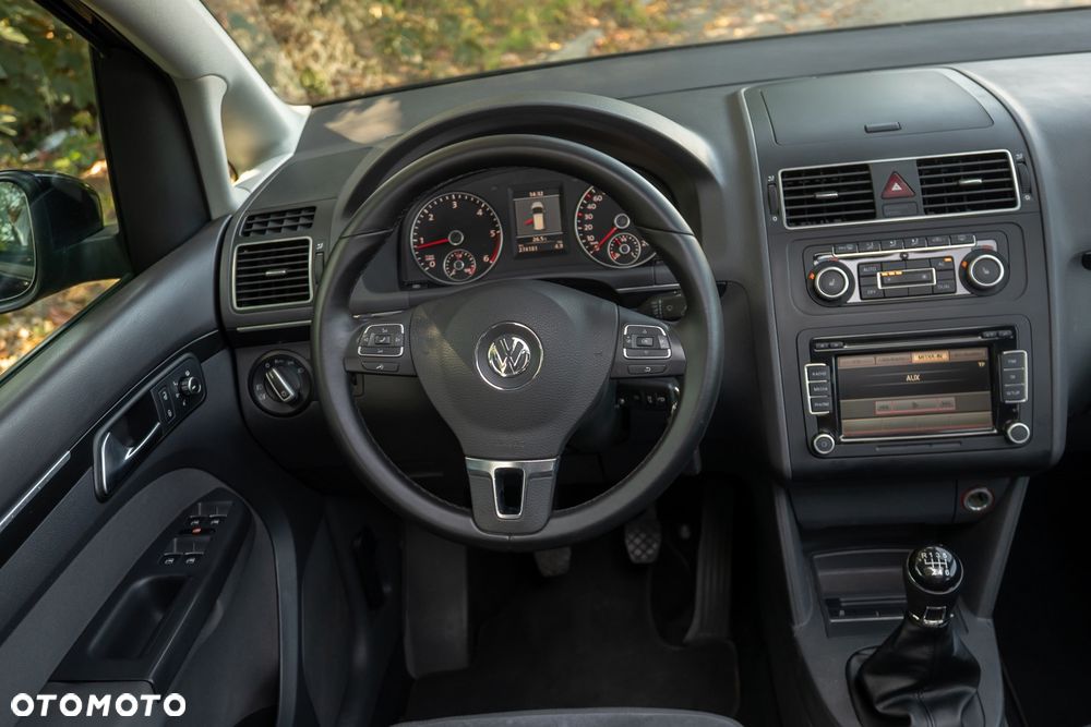 Volkswagen Touran 2.0 TDI Highline - 33