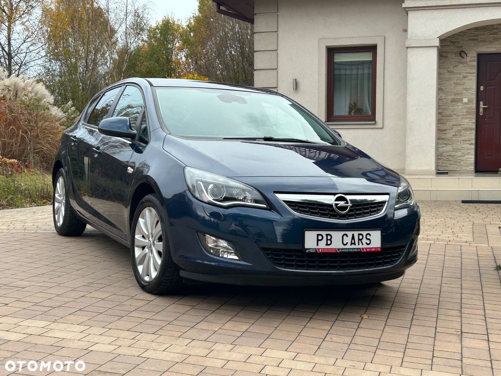 Opel Astra 1.4 T Sport - 8