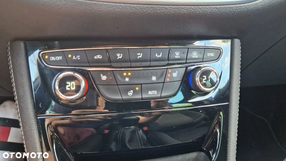 Opel Astra - 35