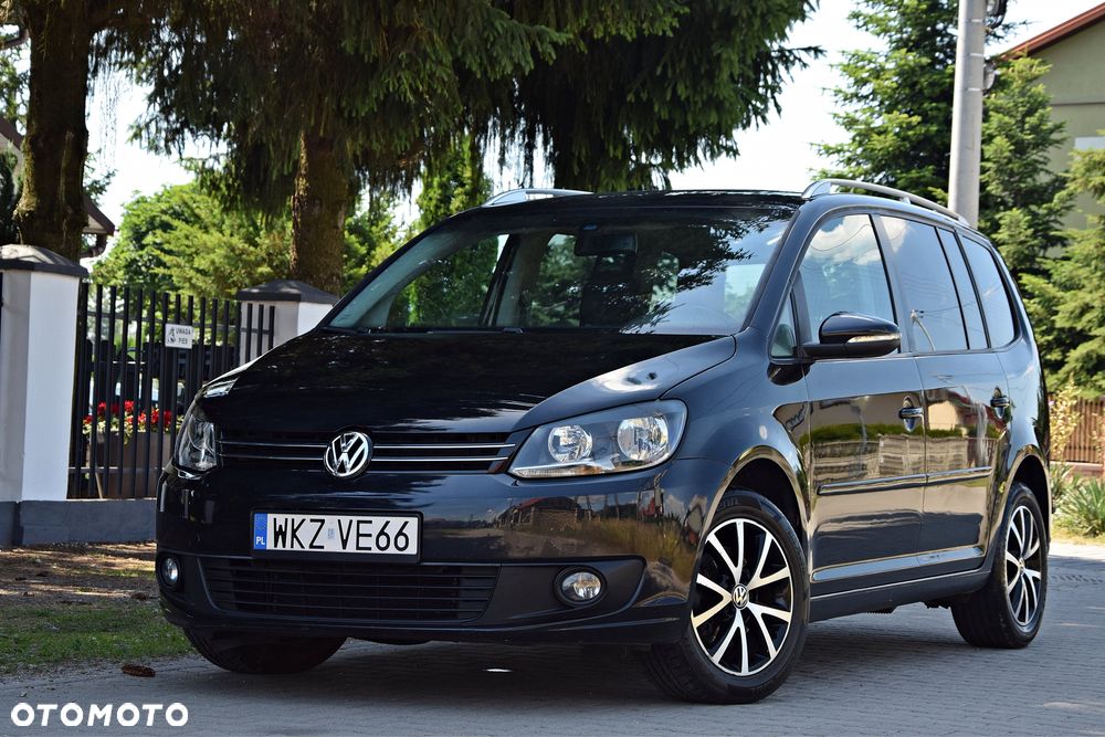 Volkswagen Touran - 1