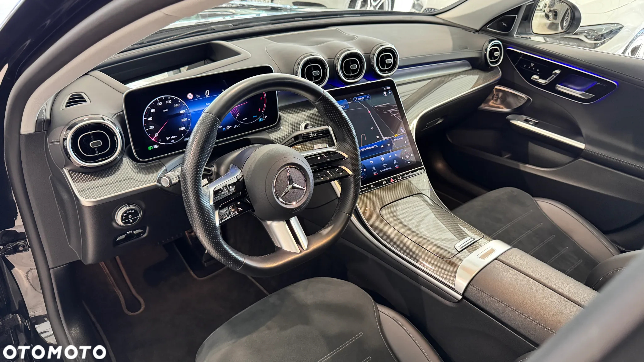 Mercedes-Benz Klasa C 220 d mHEV AMG - 12