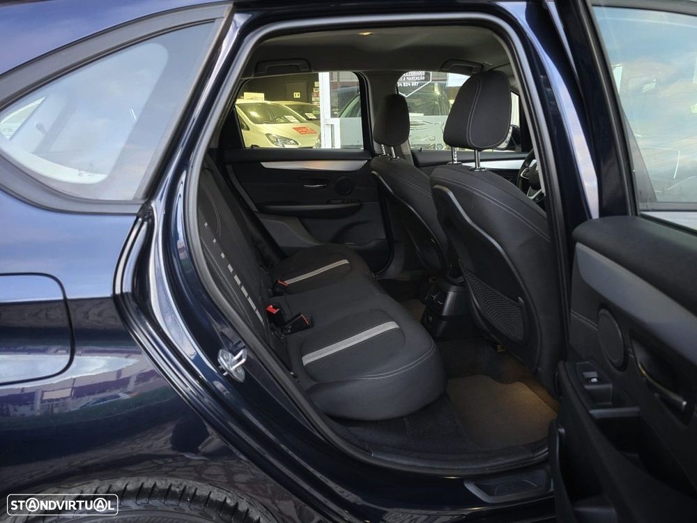 BMW 216 Active Tourer d Line Sport - 8