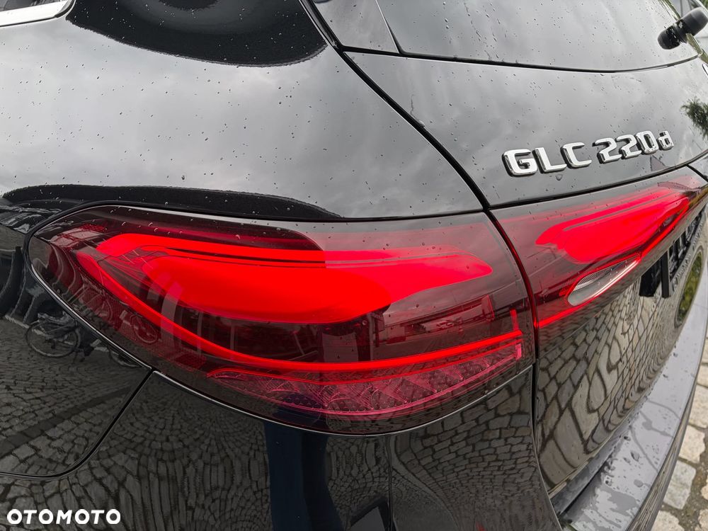 Mercedes-Benz GLC 220 d mHEV 4-Matic AMG Line - 10