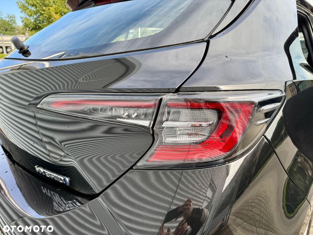 Toyota Corolla 1.8 Hybrid Active - 19