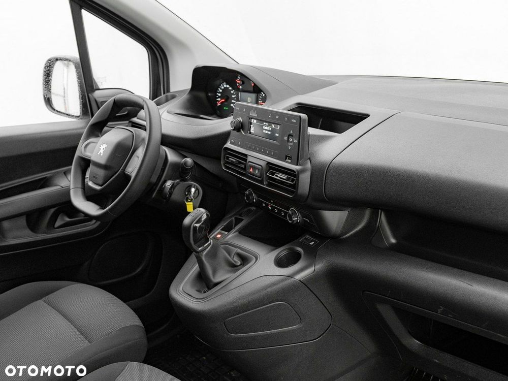 Peugeot Partner - 25