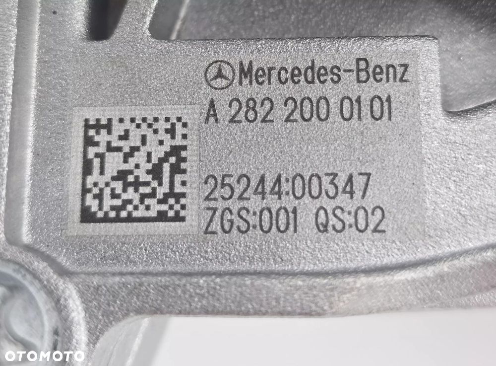 NOWA ORYGINALNA ELEKTRYCZNA POMPA WODY MERCEDES A2822000101 - 9