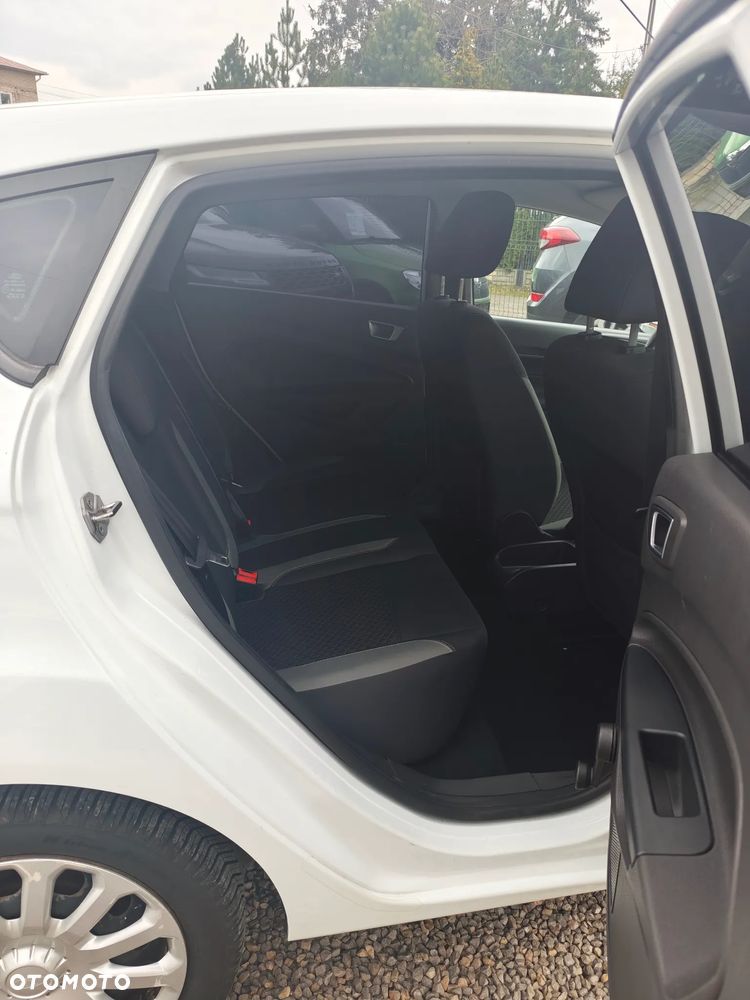 Ford Fiesta 1.25 Celebration - 18