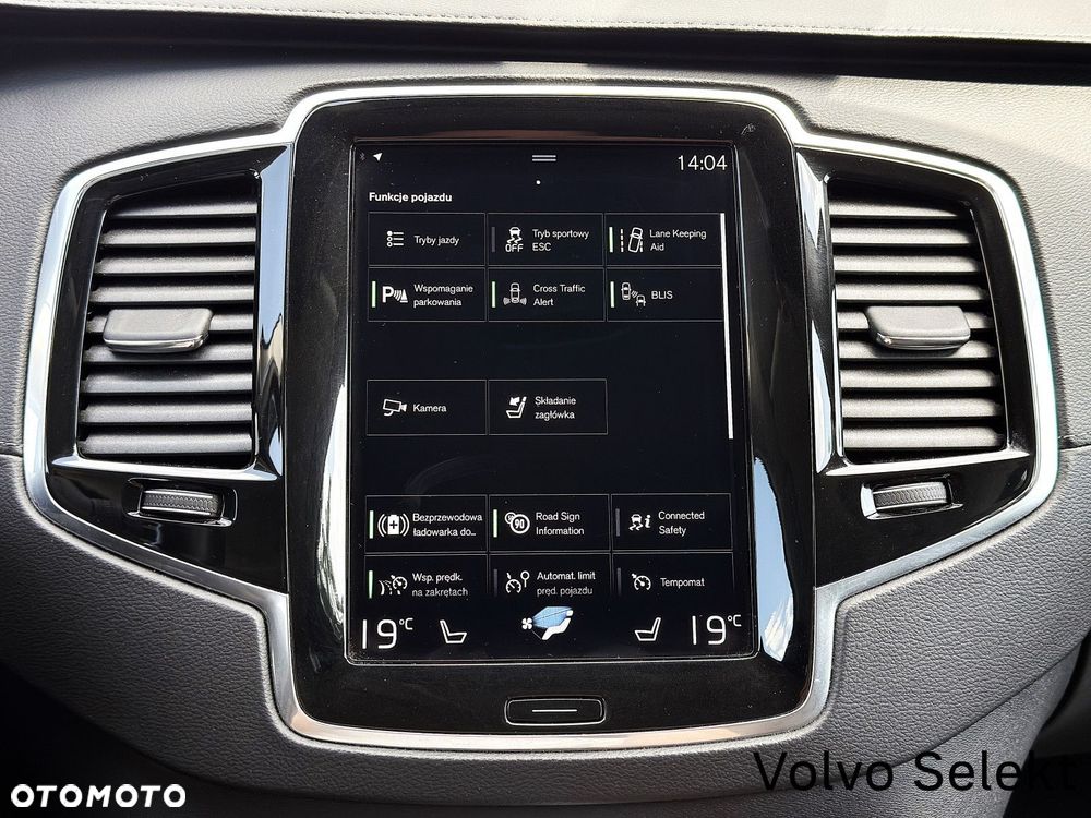 Volvo XC 90 - 31