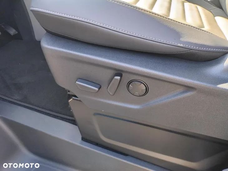 Ford Tourneo Custom 2.0 EcoBlue 320 AWD L2 Titanium - 18