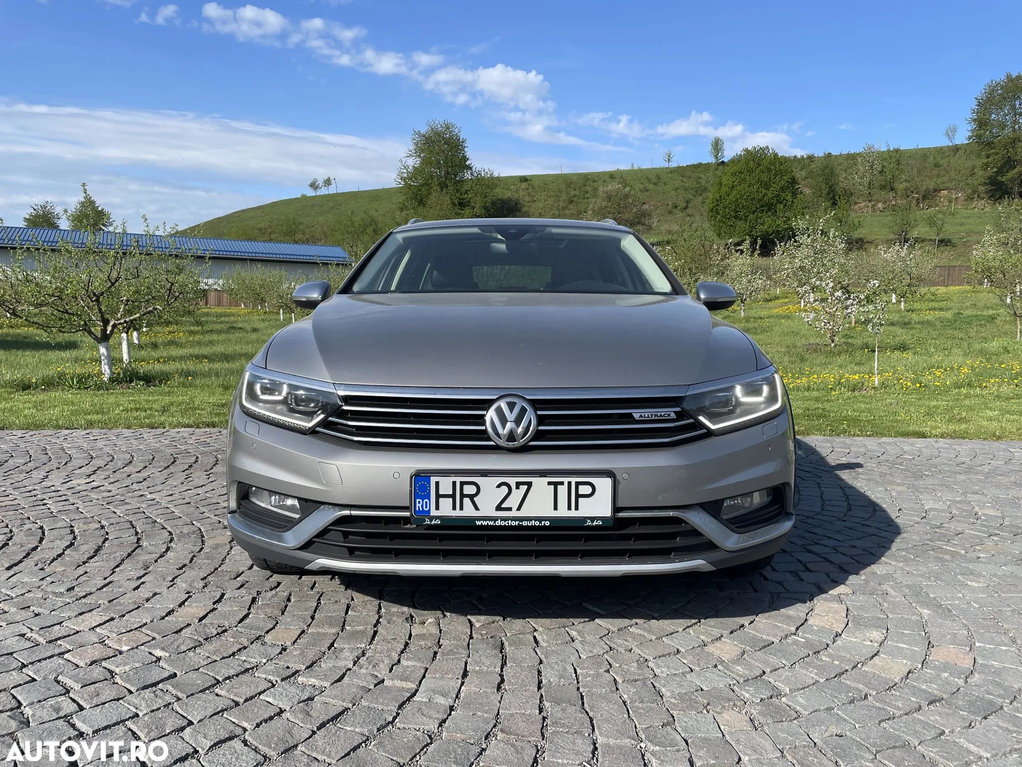 Volkswagen Passat Alltrack 2.0 TDI DSG 4Motion - 1