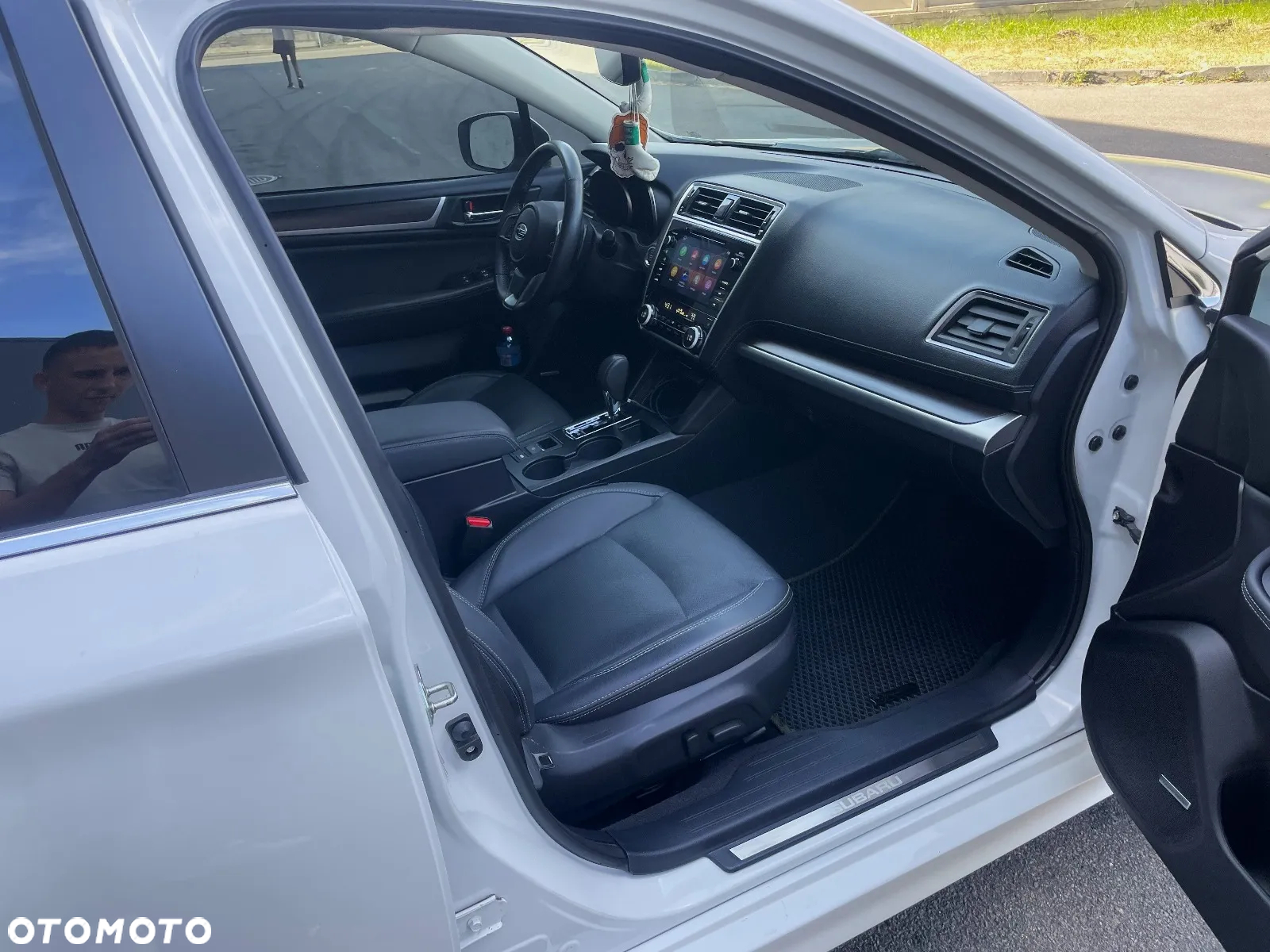 Subaru Legacy - 14