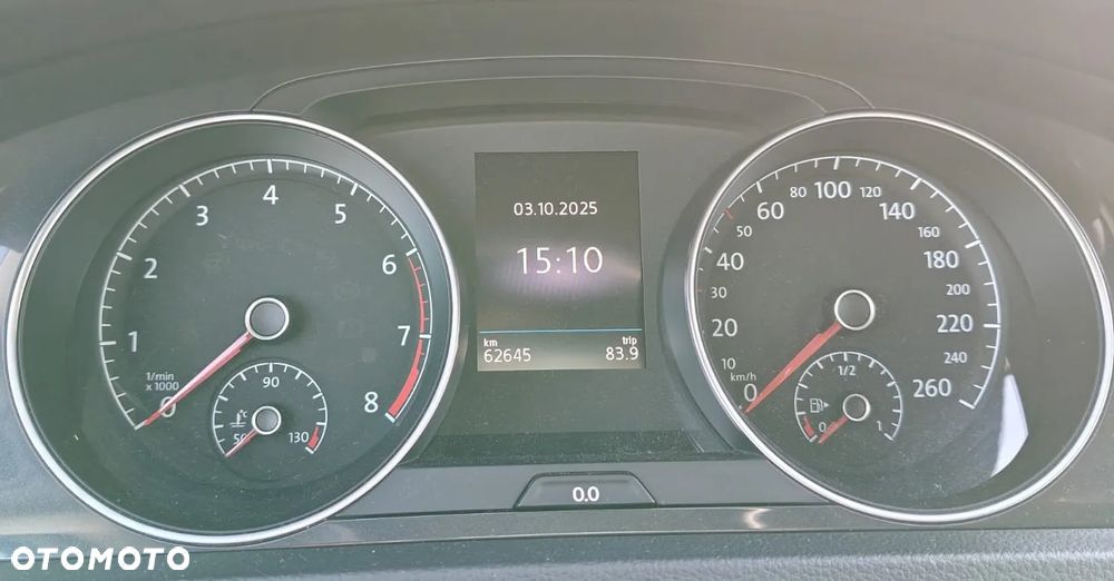 Volkswagen Golf - 11