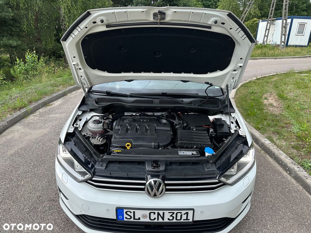 Volkswagen Golf - 37