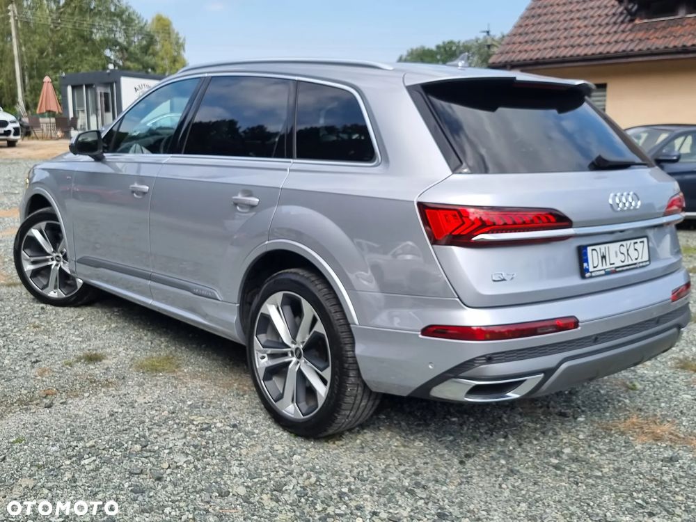 Audi Q7 55 TFSI quattro tiptronic S line - 8