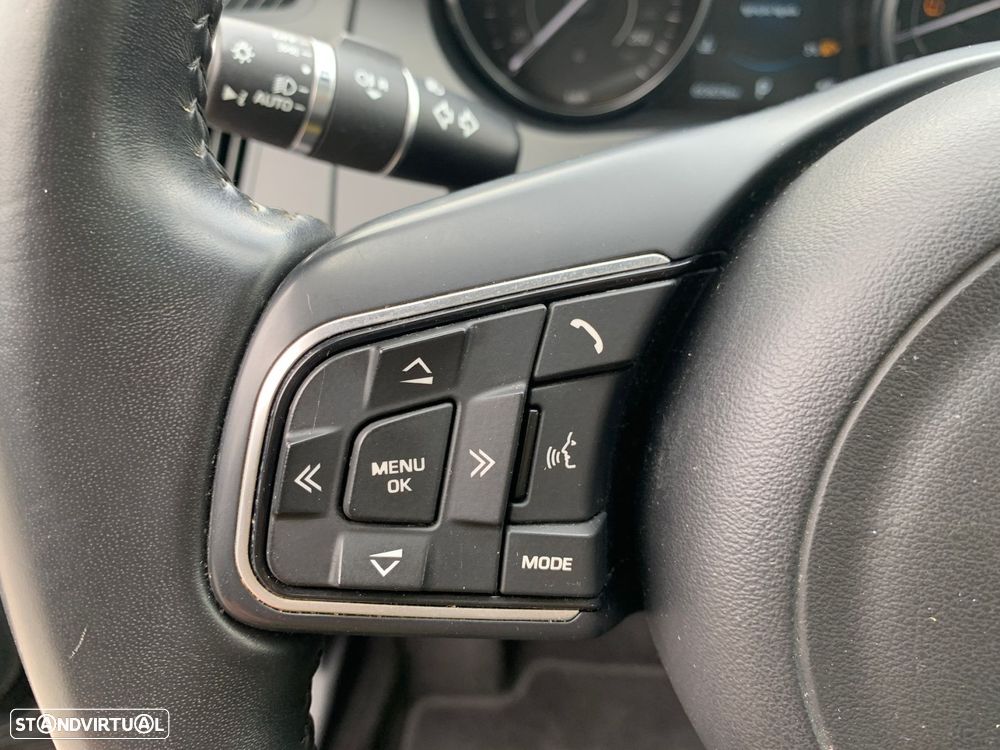 Jaguar E-Pace 2.0 P250 R-Dynamic S AWD Aut. - 36