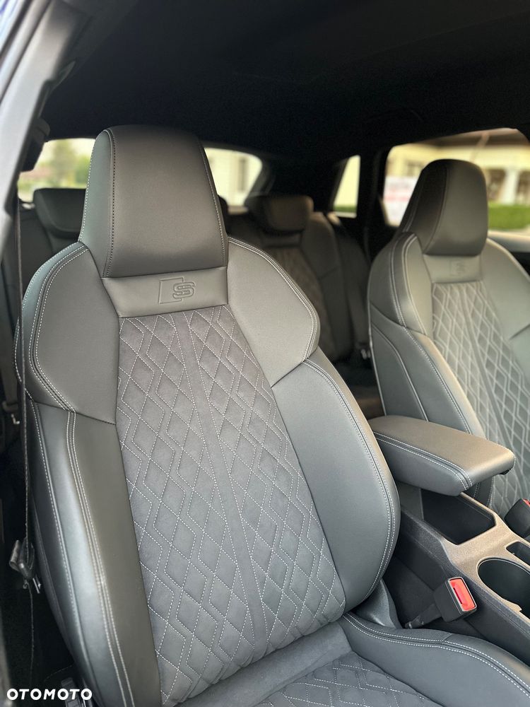 Audi A3 Sportback - 12
