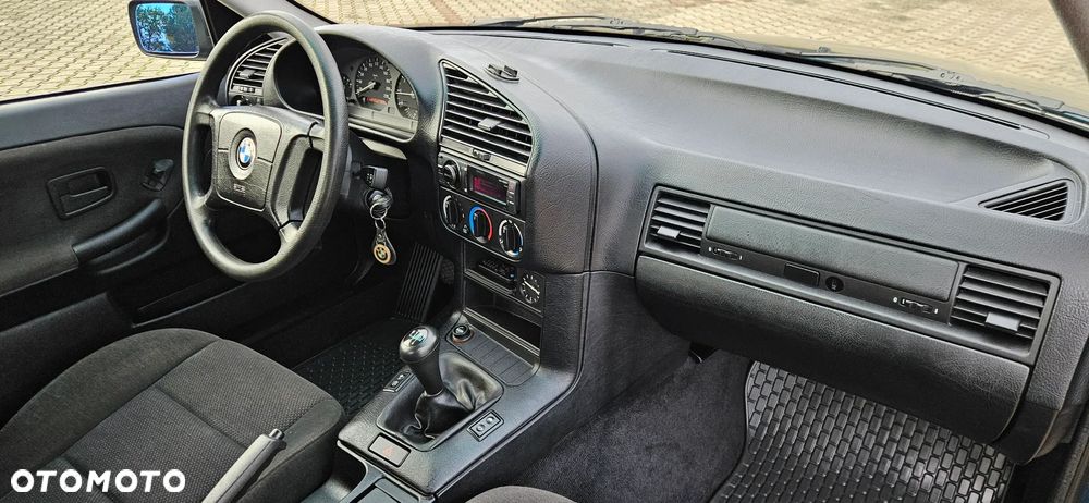 BMW Seria 3 316i - 7