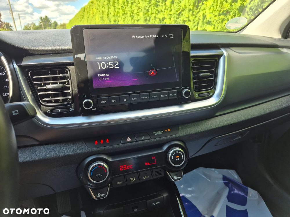 Kia Stonic - 23