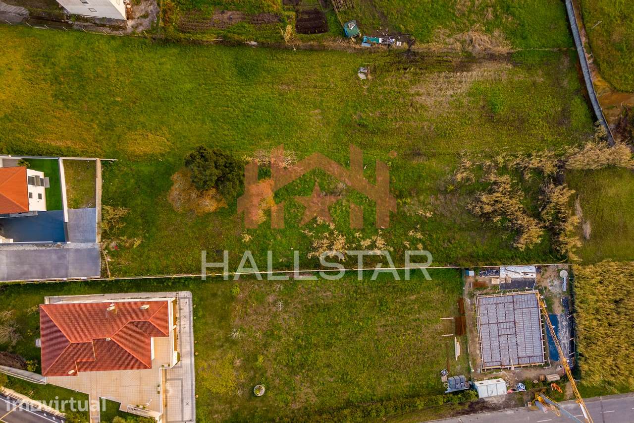 Terreno para Construção / PIP Aprovado para Prédio / São Romão - Grande imagem: 2/30