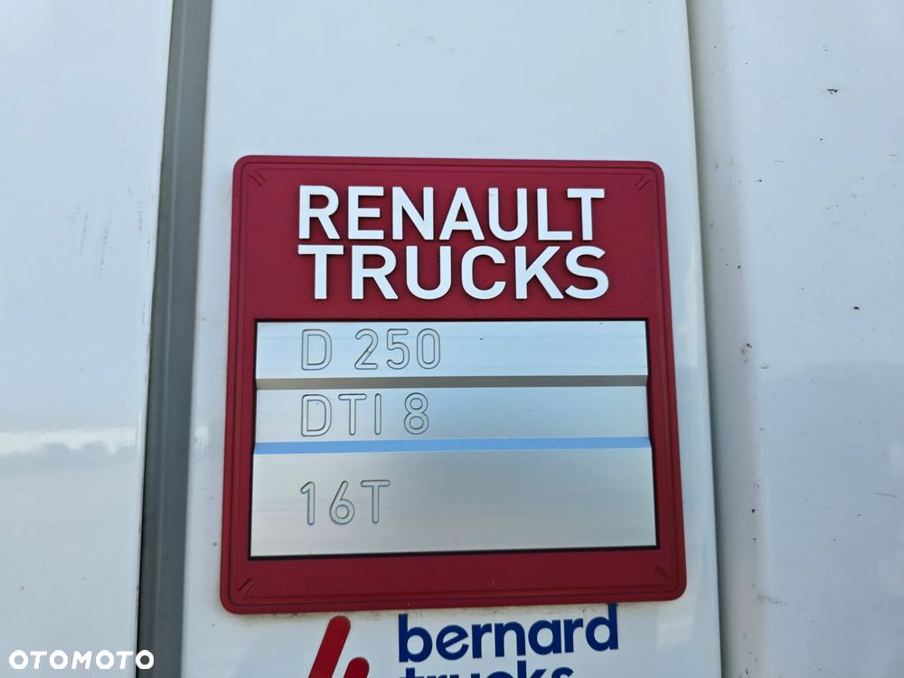 Renault D 16 250 Kontener Winda + Drzwi - 8