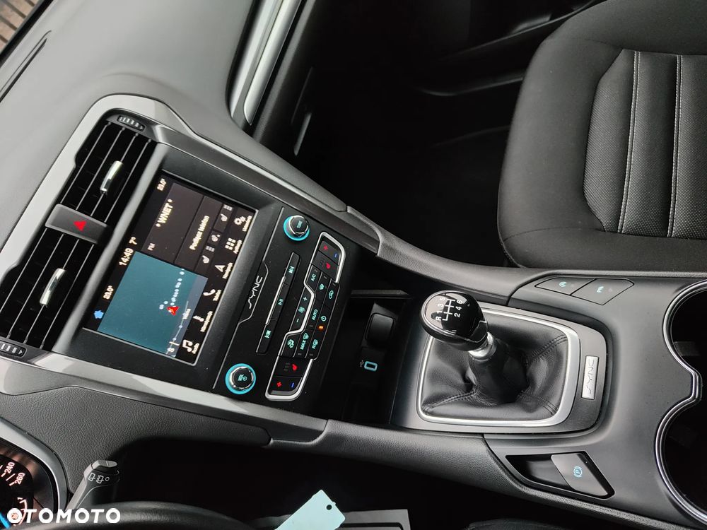 Ford Mondeo 2.0 TDCi Ambiente - 13