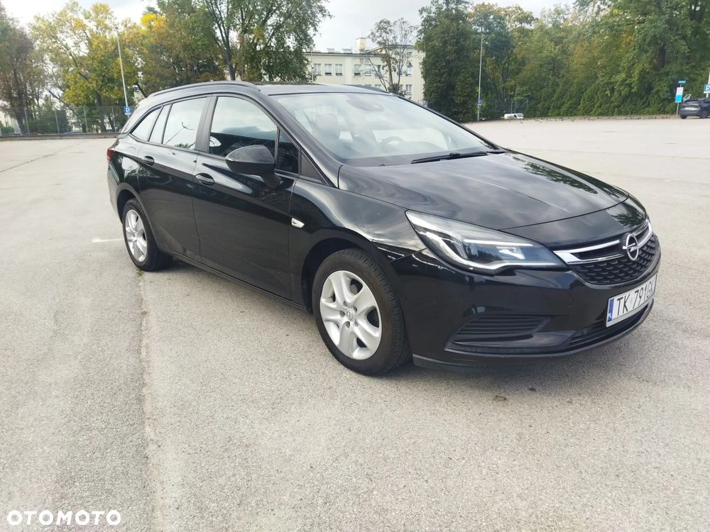 Opel Astra 2016 photo 2