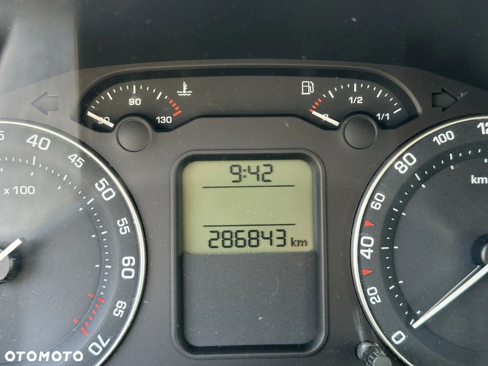 Skoda Octavia 1.6 FSI Ambiente - 18
