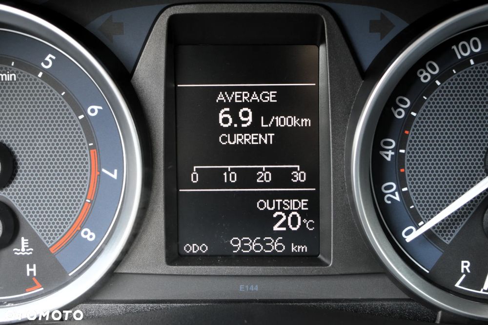 Toyota Auris 1.6 Premium + - 39