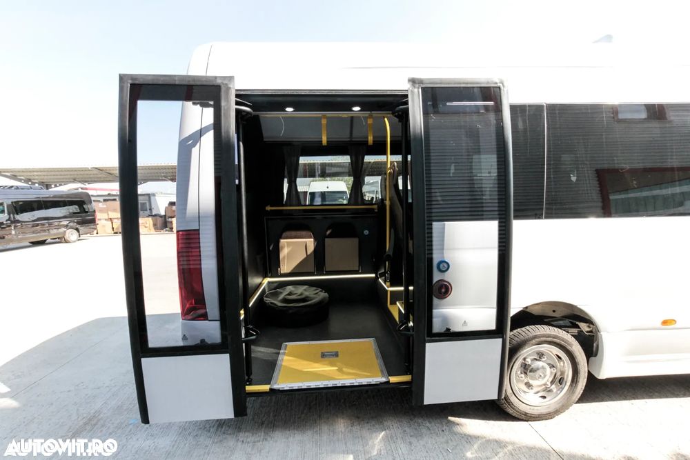 Mercedes-Benz sprinter 15+12+1+1scaun rotile*stock* gata de livrare - 9