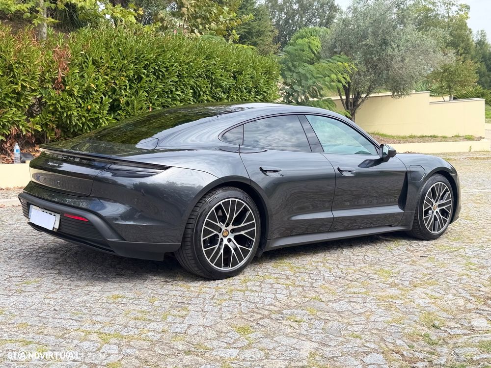 Porsche Taycan Standard - 17