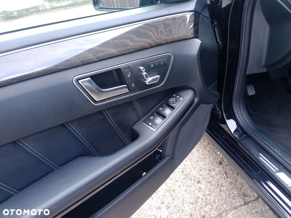 Mercedes-Benz Klasa E 500 4-Matic BlueEff Avantgarde - 14