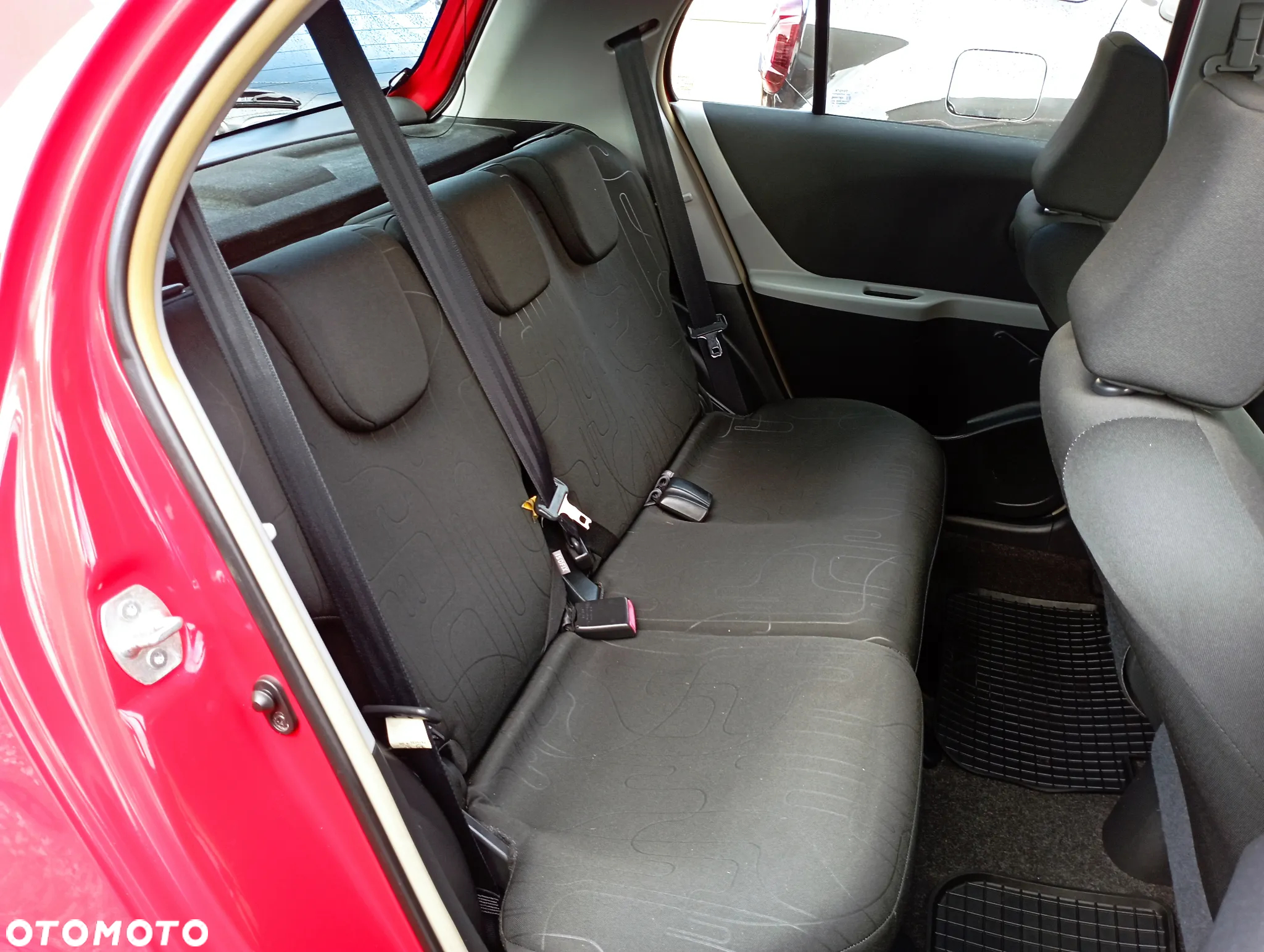 Toyota Yaris 1.0 Terra A/C - 10