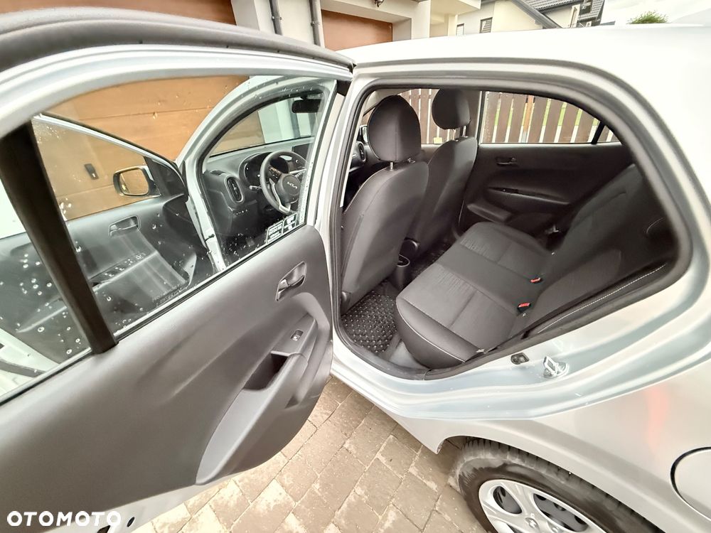 Kia Picanto 1.0 M - 10